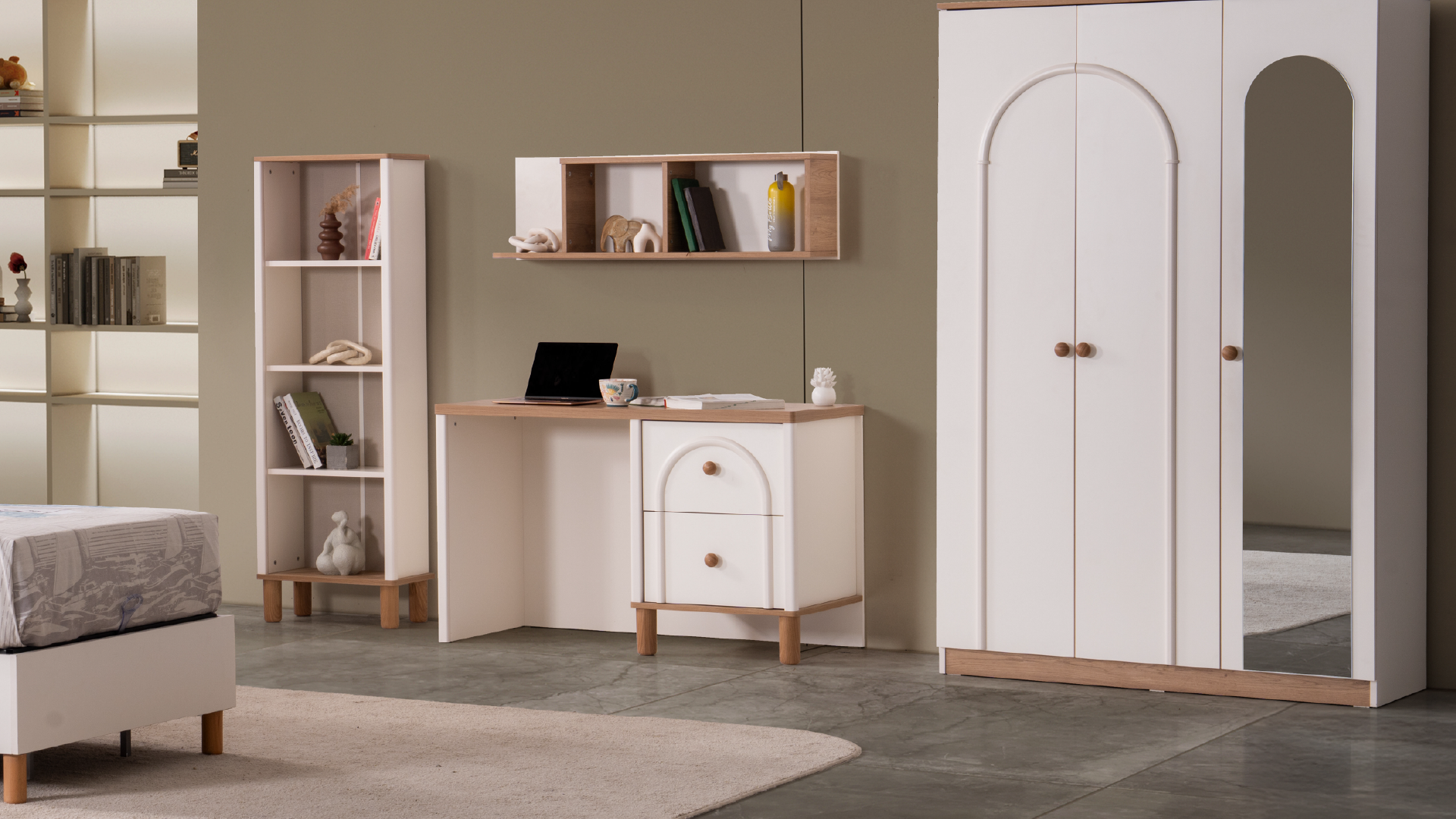 Bahama Genç Odası Çalışma Masası